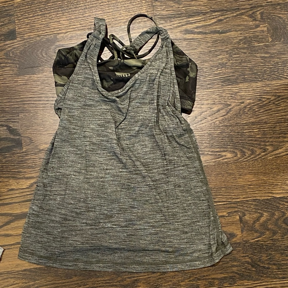 LuluLemon size 4 built in sports bra shirt